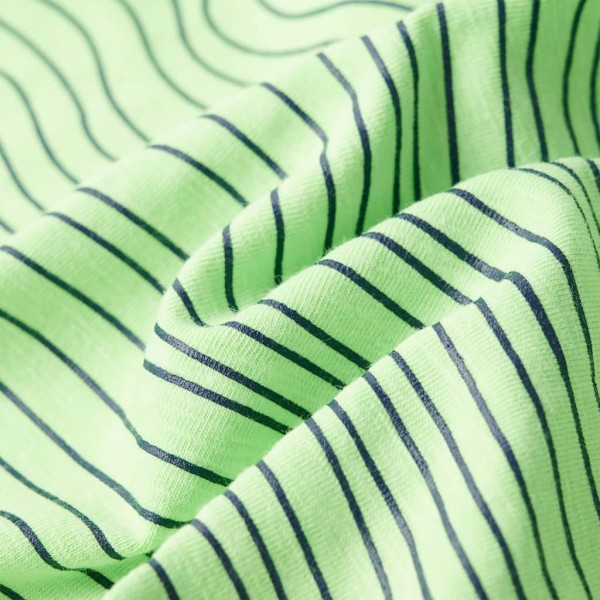 Camiseta para niños con estampado de tiburón verde neón 140